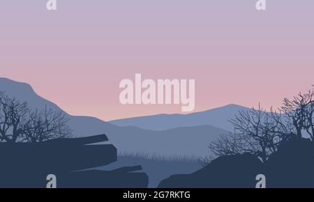 Vista sulle montagne con realistiche silhouette di alberi asciutti dalla periferia della città al tramonto. Illustrazione vettoriale di una città Illustrazione Vettoriale