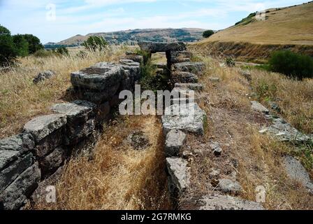 Vista della tomba dei Giganti Aidu Foto Stock