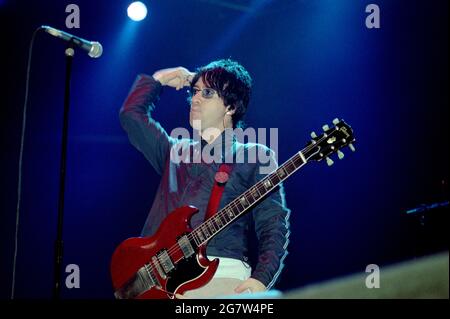 Milano Italia 2000-05-31: Johnny Marr & The Healers concerto dal vivo al Forum Assago Foto Stock