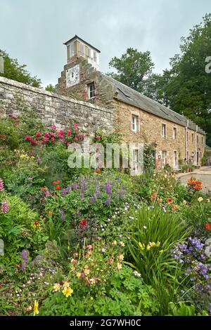 Splendido confine erbaceo vicino al Clock House Cottage a Mellerstain House vicino a Gordon, ai confini scozzesi Foto Stock