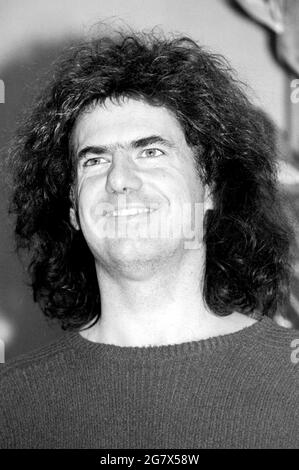 Sanremo Italia 1996-02-21: Pat Metheny al Festival di Sanremo durante la conferenza stampa al Teatro Ariston Foto Stock