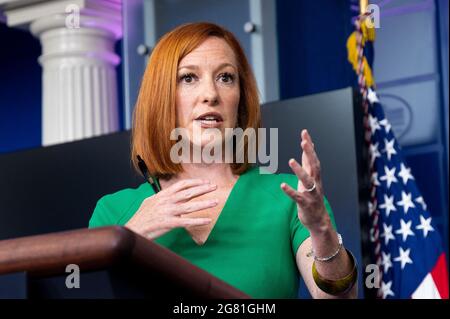 Washington DC, Stati Uniti. 16 luglio 2021. 16 luglio 2021 - Washington DC, Stati Uniti: Il Segretario alla stampa della Casa Bianca JEN PSAKI parla ad un briefing stampa. Credit: Michael Brochstein/ZUMA Wire/Alamy Live News Foto Stock