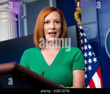 Washington DC, Stati Uniti. 16 luglio 2021. 16 luglio 2021 - Washington DC, Stati Uniti: Il Segretario alla stampa della Casa Bianca JEN PSAKI parla ad un briefing stampa. Credit: Michael Brochstein/ZUMA Wire/Alamy Live News Foto Stock