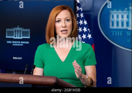 Washington DC, Stati Uniti. 16 luglio 2021. 16 luglio 2021 - Washington DC, Stati Uniti: Il Segretario alla stampa della Casa Bianca JEN PSAKI parla ad un briefing stampa. Credit: Michael Brochstein/ZUMA Wire/Alamy Live News Foto Stock