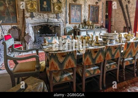 Il castello di Chilingham è un castello medievale del 13 ° secolo, classificato di grado 1, nel Northumberland, e si dice che sia il castello più infestato in Inghilterra. Foto Stock