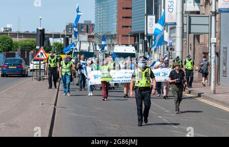 Glasgow, Scozia, Regno Unito. 17 luglio 2021. L'indipendenza scozzese attraversa il centro della città. Credito: SKULLY/Alamy Live News Foto Stock