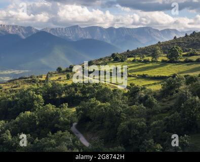 Cadi Range visto da Cerdanya, Pirenei catalani Foto Stock