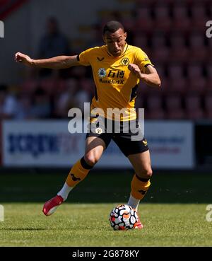 Crewe, Regno Unito. 17 luglio 2021. Marcal of Wolverhampton Wanderers durante la partita pre-stagionale tra Crewe Alexandra e Wolverhampton Wanderers all'Alexandra Stadium il 17 luglio 2021 a Crewe, Inghilterra. (Foto di Daniel Chesterton/phcimages.com) Credit: PHC Images/Alamy Live News Foto Stock