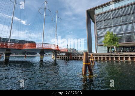 Circle Bridge - ponte pedonale di Christianshavn progettato da Olafur Eliasson, 2015 - Copenhagen, Danimarca Foto Stock