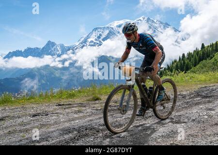 Urs Huber della Svizzera, Vincitore della MB-Race Ultra Somfy 2021, UCI Mountain Bike XCM, Campionati francesi VTT Maratona il 17 luglio 2021 a Megève, Francia - Foto Olly Bowman / DPPI Foto Stock