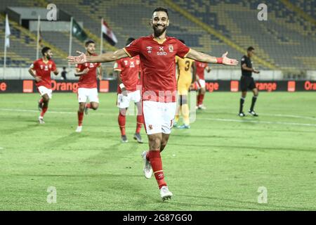 Casablanca, Marocco. 17 luglio 2021. L'AMR El Solia di al Ahly festeggia il terzo gol della sua squadra durante la partita di calcio finale della CAF Champions League tra il Kaizer Chiefs FC e al Ahly SC allo stadio Mohamed V. Credit: Stringer/dpa/Alamy Live News Foto Stock