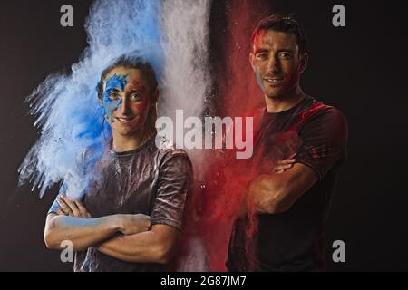 Manon Audinet, Quentin Delapierre, catégorie Nacra portrait, studio Équipe de France de voile Olympique, JO de Tokyo 2021, 15 Juin 2021, à Zecamp, Corrençon en Vercors, Francia - Foto Pierre Bouras / FFVoile/ DPPI Foto Stock