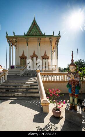 Wat Svay Andet Pagoda di Lakhon Khol Dance Unesco immateriale Sito del Patrimonio Culturale nella provincia di Kandal vicino Phnom Penh Cambogia Foto Stock