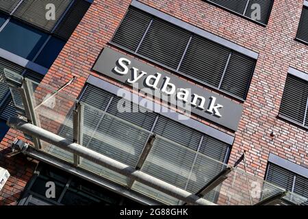 Logo Sydbank presso la filiale di Kiel, Germania Foto Stock