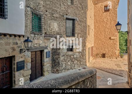 Casa Colgada o Hanging Houses, ora sede del Museo di Arte Astratta Spagnola, a la hoz del rio Huecar, Cuenca città, la Mancha Spagna Foto Stock