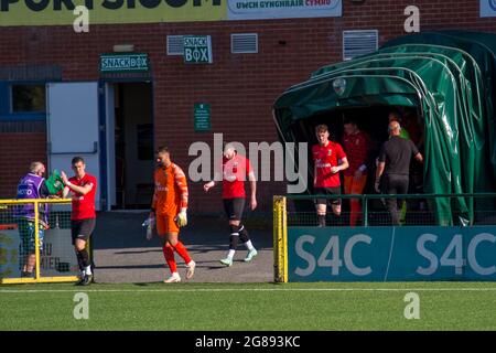 Oswestry, Inghilterra 15 luglio 2021. UEFA Europa Conference League prima partita di qualificazione tra i nuovi Santi e i Glentorani. Foto Stock