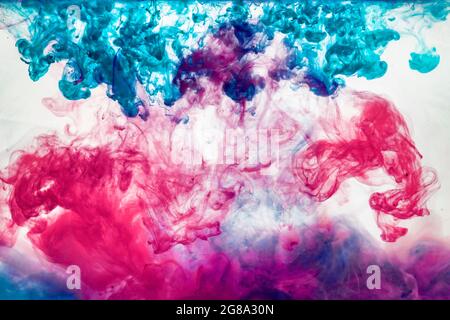 l'esplosione del movimento dell'inchiostro di colore dell'acqua, pittura astratta di sfondo di colore in acqua, arte liquida Foto Stock