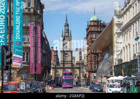 West Glasgow Street da George Square, Glasgow City, Scozia, Regno Unito Foto Stock