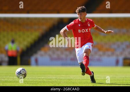 BURSLEM, REGNO UNITO. 17 LUGLIO Josh Barnes di Nottingham Forest in azione durante la partita pre-stagione amichevole tra Port vale e Nottingham Forest a vale Park, Burslem Sabato 17 luglio 2021. (Credit: Jon Hobley | MI News) Foto Stock