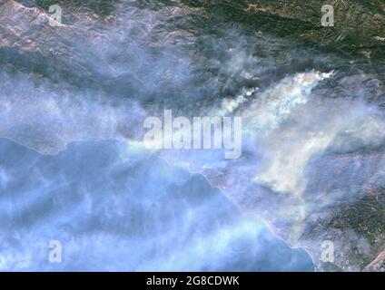 Incendi nella contea di Santa Barbara, California, Stati Uniti Foto Stock