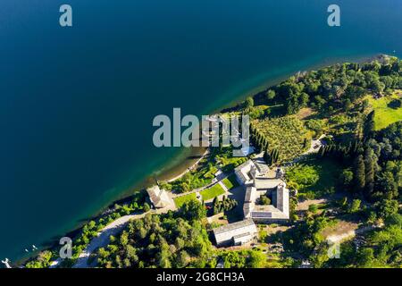 Abbazia di Piona, San Nicola, Lago di Como (IT), Priorato, Panoramica aerea Foto Stock