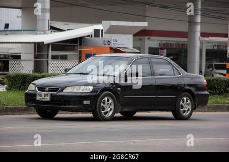 Chiangmai, Thailandia - Giugno 29 2021: Auto privata Honda ACCORD. Sulla strada n. 1001 8 km dalla Chiangmai Business Area. Foto Stock