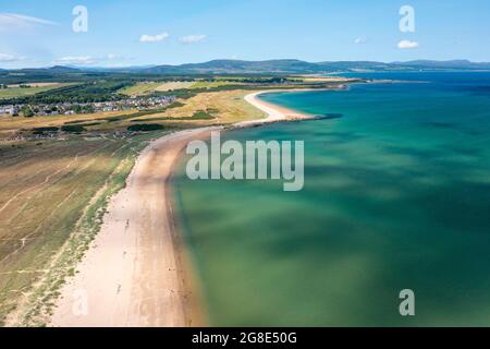 Vista aerea dal drone di Dornoch Beach a Sutherland, Scozia, Regno Unito Foto Stock