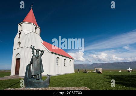 Monumento a Guoriour Porbjarnardottir con il figlio Snorri Porfinnsson, il primo figlio di discendenza europea nato in America, Glaumbaer o Glaumbaer Foto Stock