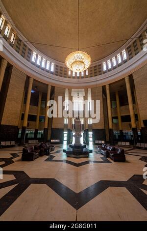 All'interno della stazione ferroviaria centrale di Baghdad, Baghdad, Iraq, Medio Oriente Foto Stock