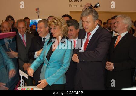 Funkausstellung IFA Berlin 2006, Messerundgang, Klaus Wowereit Foto Stock