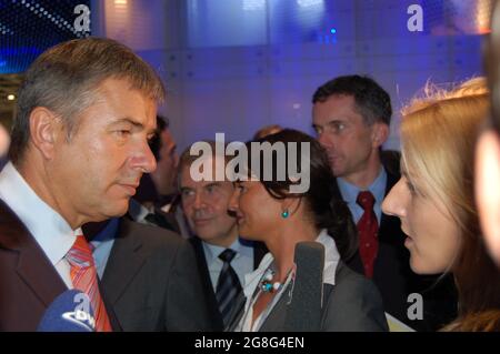 Funkausstellung IFA Berlin 2006, Messerundgang, Klaus Wowereit Foto Stock