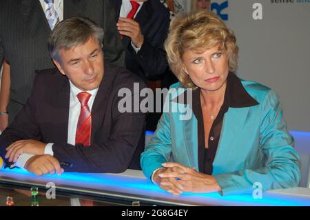 Funkausstellung IFA Berlin 2006, Messerundgang, Klaus Wowereit Foto Stock