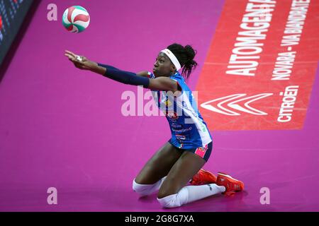 EGONU PAOLAIGOR GORGONZOLA NOVARA - IMOCO VOLLEY CONEGLIANO CAMPIONE ITALIANO PALLAVOLO SERIE A1-F 2017-2018 NOVARA 09-12-2017 FOTO FILIPPO RUBIN / LVF Foto Stock