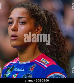 18-05-2019 GER: CEV CL Super Finals Igor Gorgonzola Novara - Imoco Volley Conegliano, BerlinIgor Gorgonzola Novara Take women's title! Novara WIN 3-1 / Paola Ogechi Egonu n° 18 di Igor Gorgonzola Novara FOTO RUBIN / HOOGENDOORN ***SOLO ITALIA*** Foto Stock