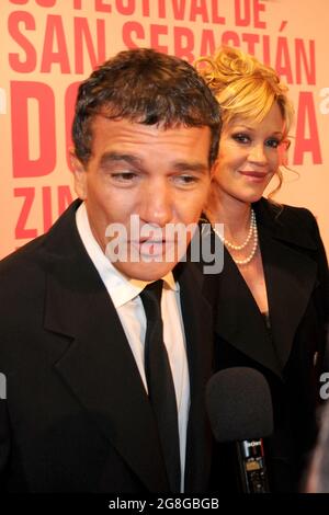 Antonio Banderas e Melanie Griffith al San Sebastian International Film Festival. (Credit image: © Julen Pascual Gonzalez) Foto Stock