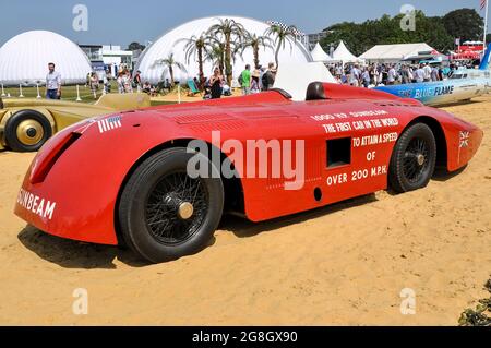 1000hp Sunbeam ‘Slug’ Land Speed Record auto in mostra al Goodwood Festival of Speed evento, Regno Unito. Prima vettura al mondo a oltre 200 mph Foto Stock