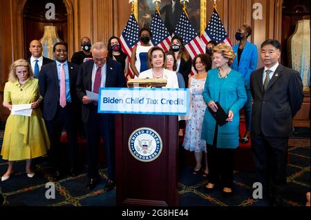 Washington, DC, Stati Uniti. 20 luglio 2021. 20 luglio 2021 - Washington, DC, Stati Uniti: Altoparlante della casa NANCY PELOSI (D-CA) che parla ad una conferenza stampa circa il credito di imposta del bambino. (Credit Image: © Michael Brochstein/ZUMA Press Wire) Foto Stock