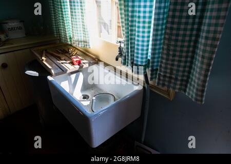 Old Edwardian cucina o scullery, Black Country Living Museum, Dudley, Regno Unito Foto Stock