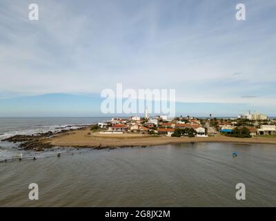 Vista aerea della città, la Paloma, situato a Rocha, Uruguay Foto Stock