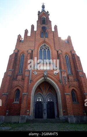 Chiesa cattolica di Sant'Anna nel villaggio di Ozeriany, Ternopil regione / Ucraina Foto Stock
