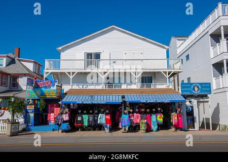 The Shirt Factory su Ocean Boulevard tra G e H Street a Hampton Beach, città di Hampton, New Hampshire NH, USA. Foto Stock
