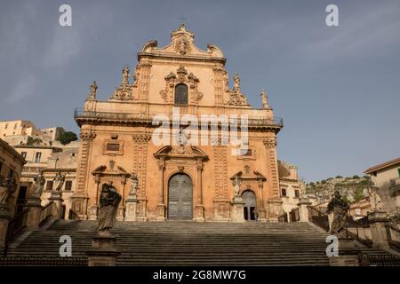 La Cattedrale di San Pietro nel comune di Modica, parte della Provincia di Ragusa in Sicilia Foto Stock