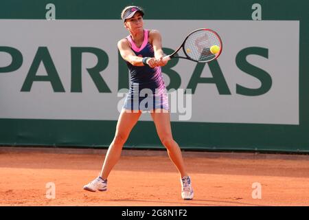 Irina Bara (ROMANIA) gioca contro Kristina Kucosa (SLOVACCHIA) durante il BNP Paribas Poland Open Tournament (categoria WTA 250) a Gdynia. Gioco sospeso con punteggio 3:6, 7:5, 2:4 (Kucova - Bara). (Foto di Grzesiek J?drzejewski/SOPA Images/Sipa USA) Credit: Sipa USA/Alamy Live News Foto Stock