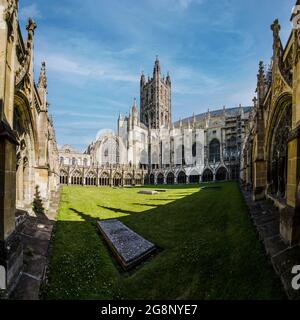 The Cloisters, precincts, Chapter House, Canterbury Cathedral, Canterbury, Kent, Inghilterra Foto Stock