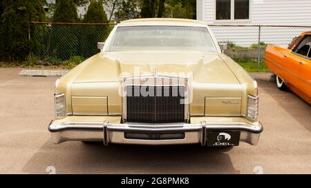 Vista frontale di una Lincoln degli anni '70 Foto Stock