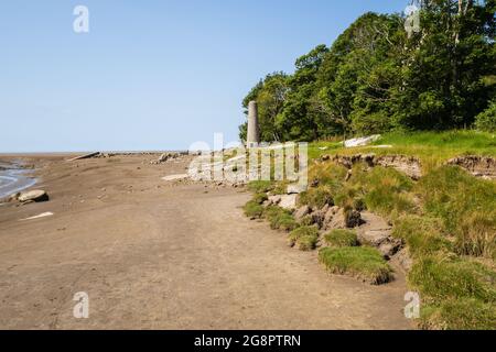 16.07.21 Silverdale, Lancashire, Regno Unito bellissimi sentieri costieri e intime insenature che conducono fino al punto di Jenny Brown, che ha una vista mozzafiato Foto Stock