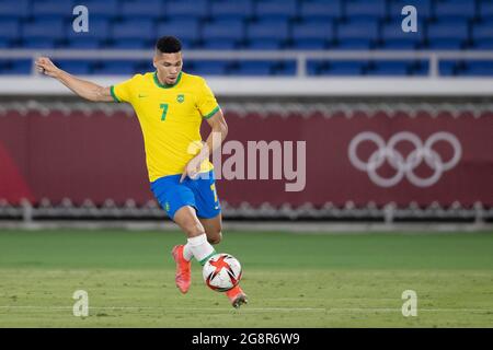 Stadio Yokohama, Yokohama, Giappone. 22 luglio 2021. Tokyo 2020 Giochi Olimpici Calcio Brasile contro Germania; Paulinho del Brasile Credit: Action Plus Sport/Alamy Live News Foto Stock