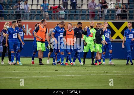 I giocatori di Gent festeggiano dopo aver vinto un secondo turno di qualificazione per la Conference League, la terza competizione europea, tra Jupile Foto Stock