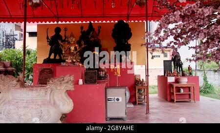 Malvagi camicie connotazione negativa Santuario una concezione neo-medievale di disordine di personalità attrazione turistica Pattaya Thailandia Sud-est asiatico Foto Stock