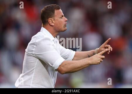 Doncaster, Regno Unito. 23 luglio 2021. Doncaster Rovers Manager Richie Wellens durante la partita pre-stagionale amichevole tra Doncaster Rovers e Newcastle United al Keepmoat Stadium il 23 luglio 2021 a Doncaster, Inghilterra. (Foto di Daniel Chesterton/phcimages.com) Credit: PHC Images/Alamy Live News Foto Stock